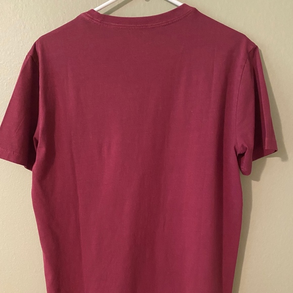 Men's Gap pocket T-shirt - Picture 2 of 3